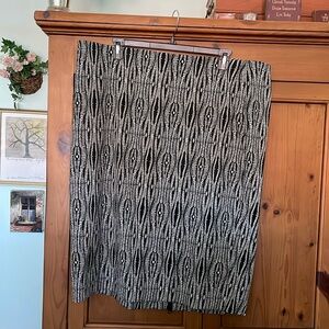 Simply Gorgeous! Pencil/Midi Skirt, by Lane Bryant, Size 28